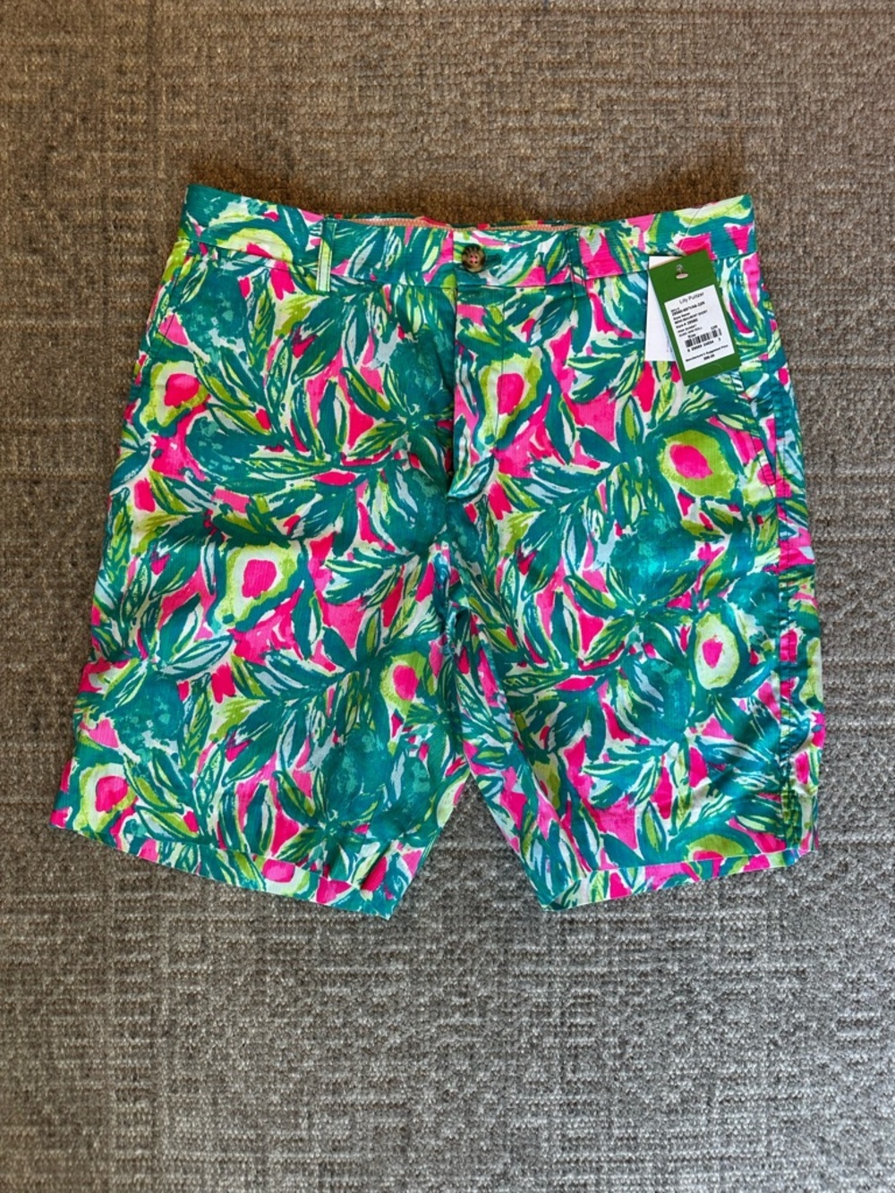 NWT Men's Lilly Pulitzer Guac and Roll men’s shorts size 32